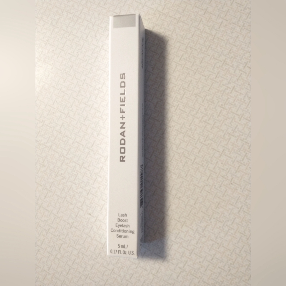 Rodan & Fields Lash Boost